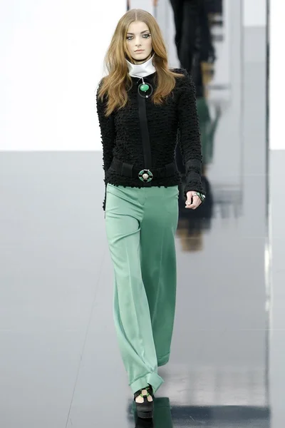 Look 24